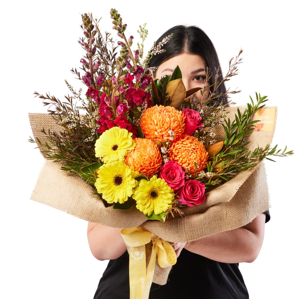 Bright Hessian Bouquet